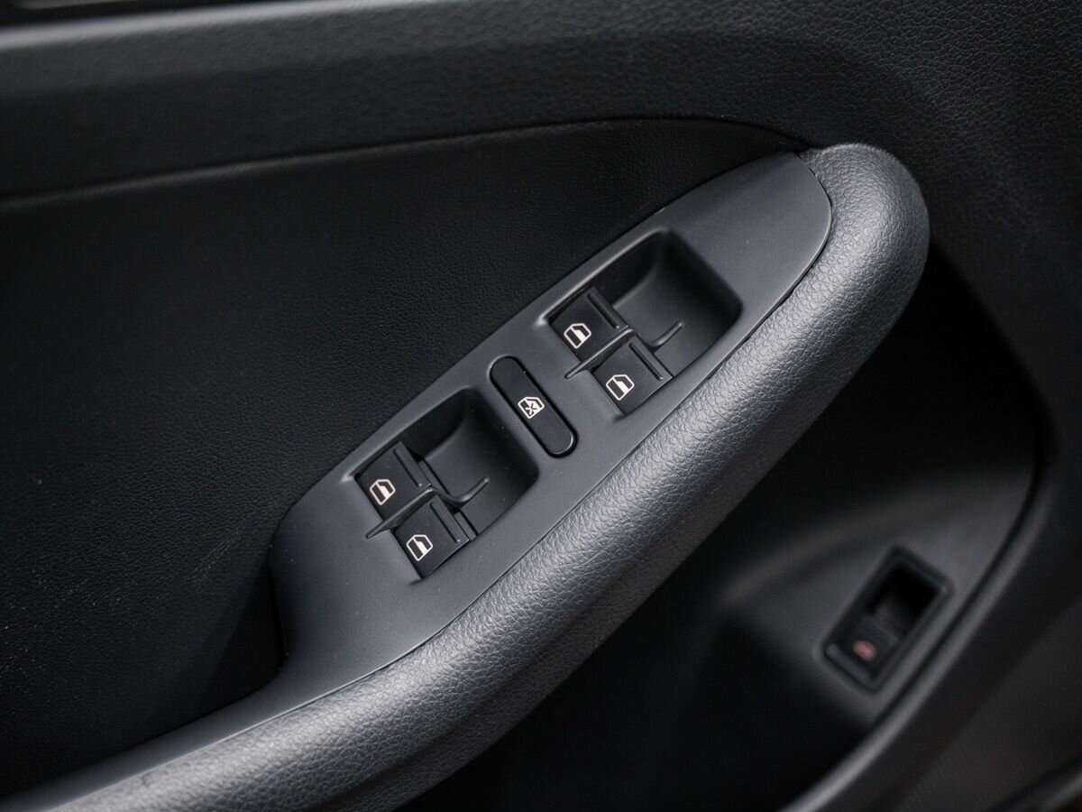 Volkswagen Jetta, 2011 Фото №12