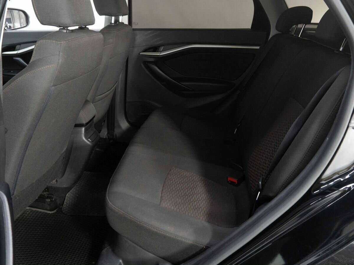 Lada (ВАЗ) Vesta SW, 2020 Фото №9