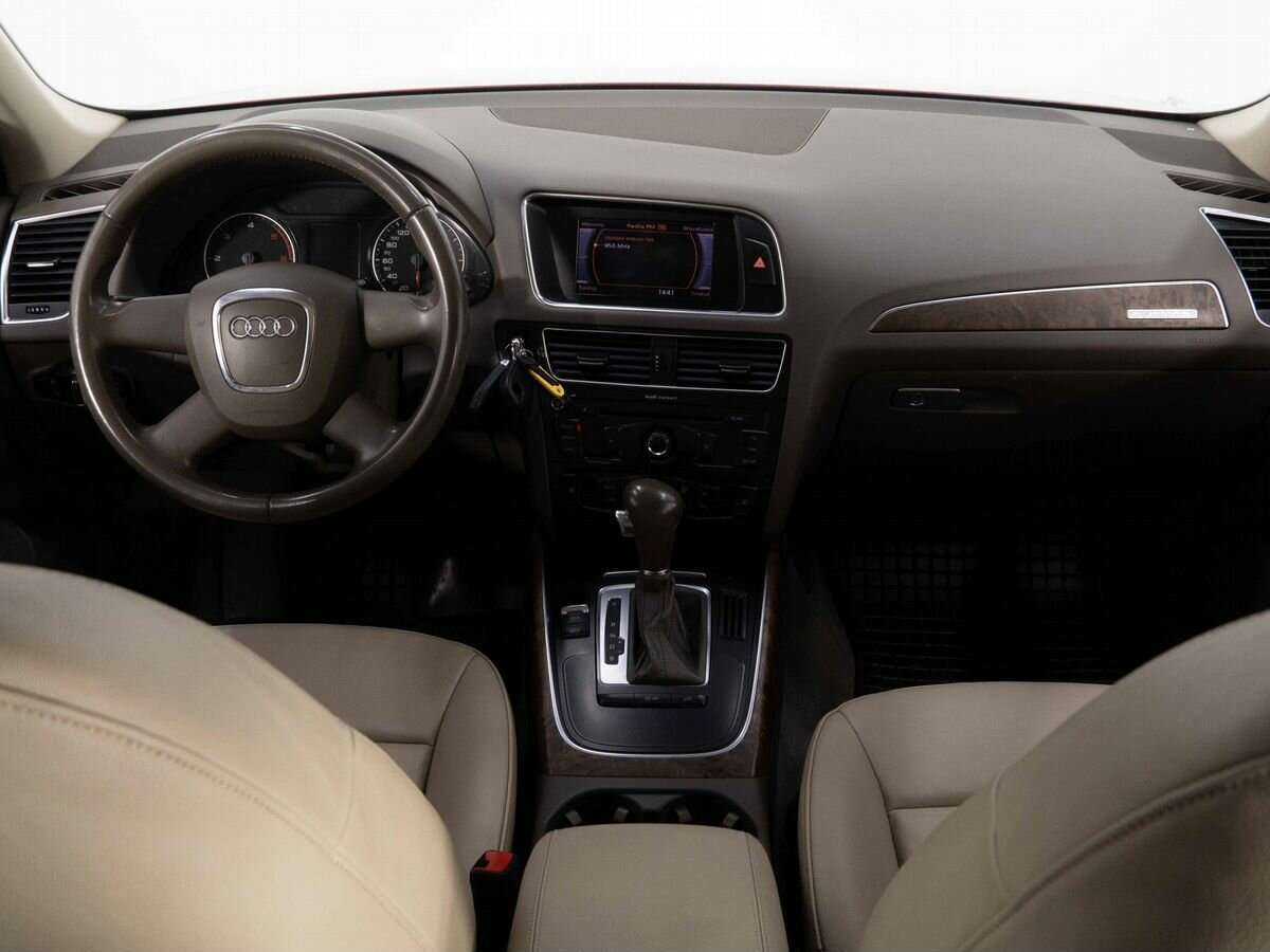 Audi Q5, 2011 Фото №11