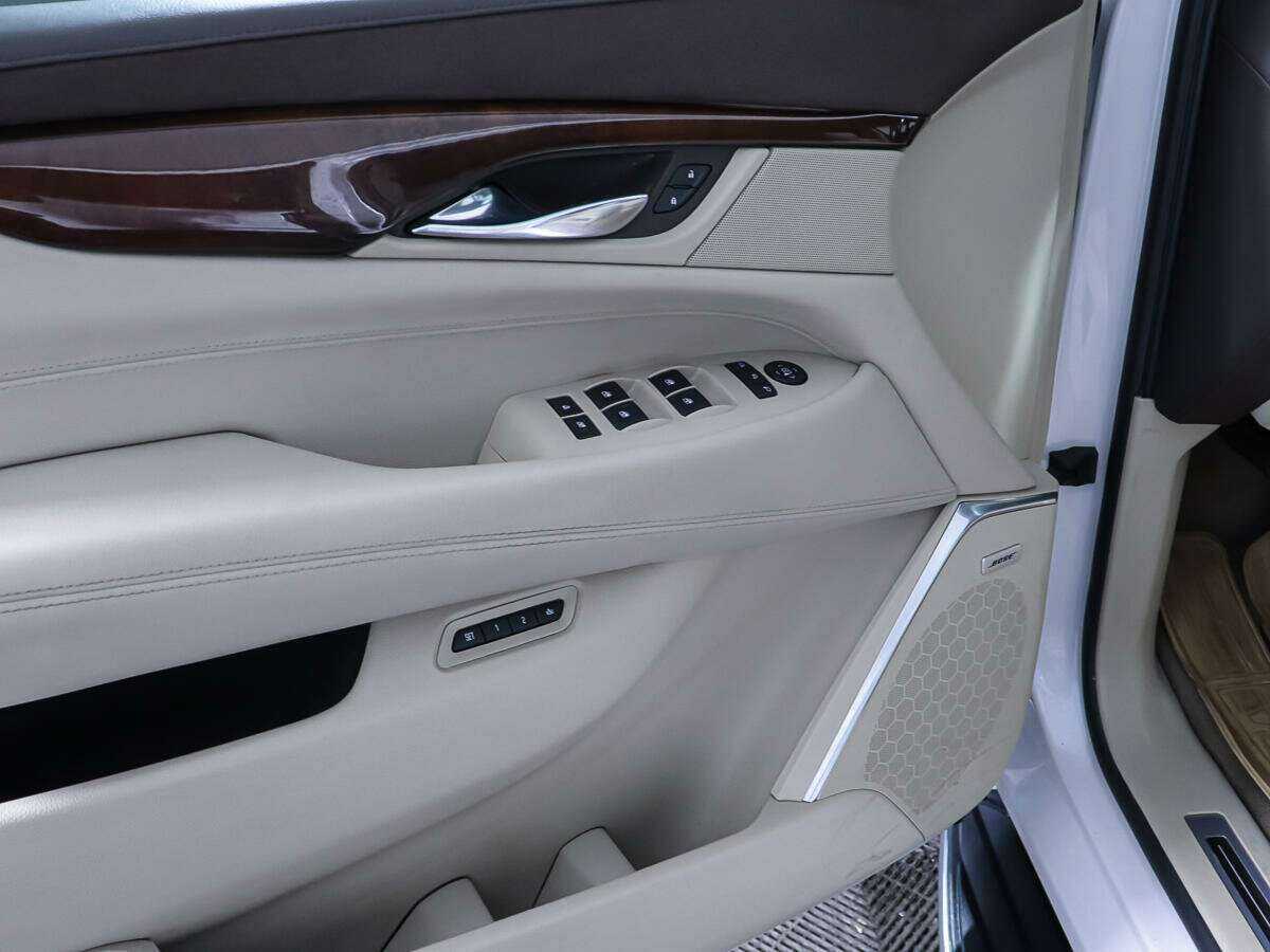 Cadillac Escalade, 2016 Фото №14