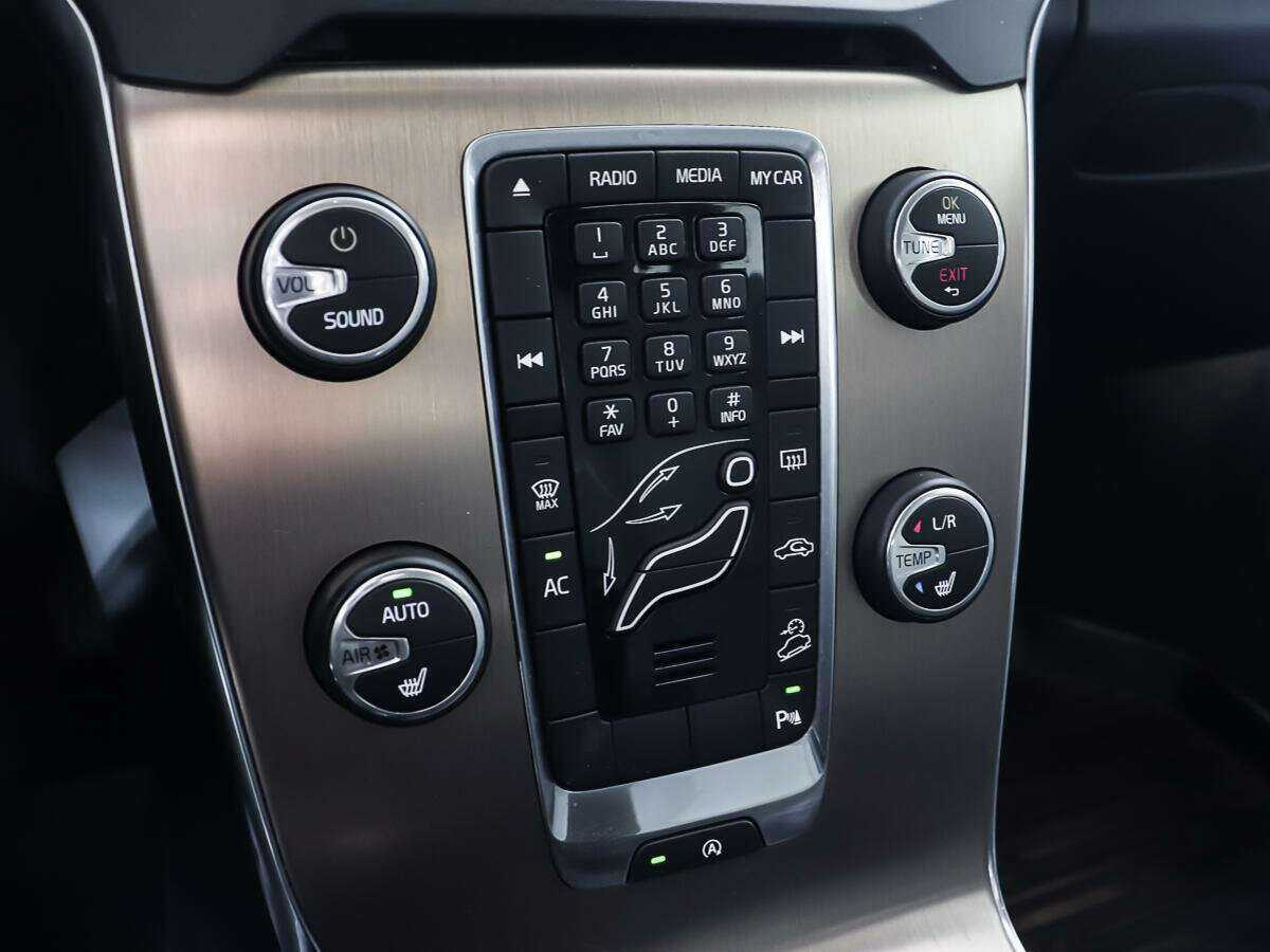 Volvo V40 Cross Country, 2013 Фото №18