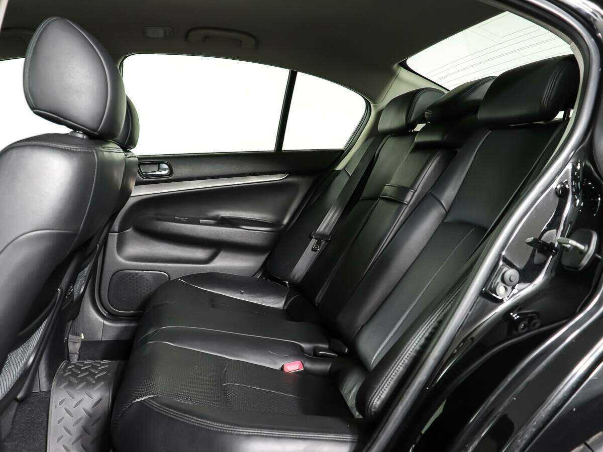 Infiniti G25, 2010 Фото №10