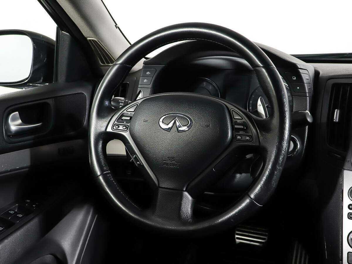 Infiniti G25, 2010 Фото №15
