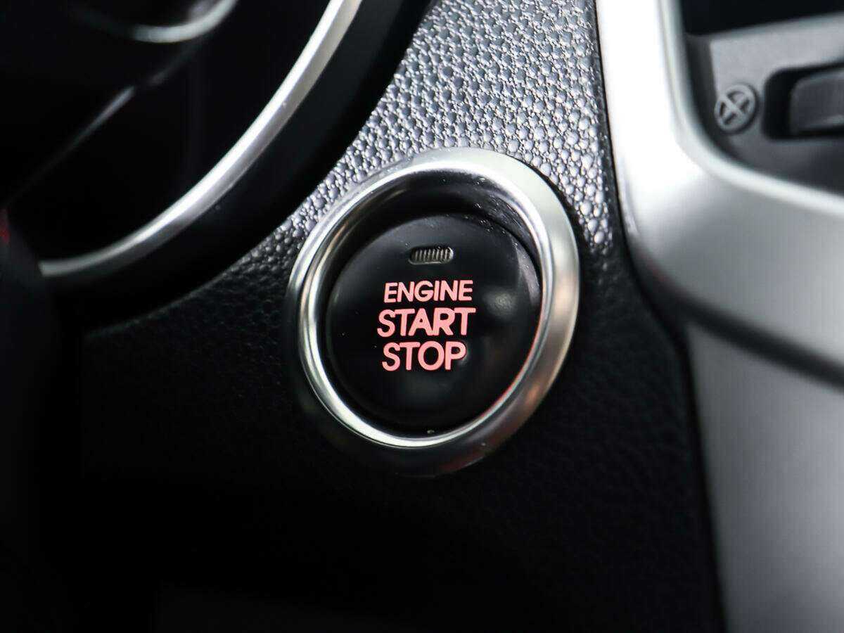 Kia Venga, 2011 Фото №18