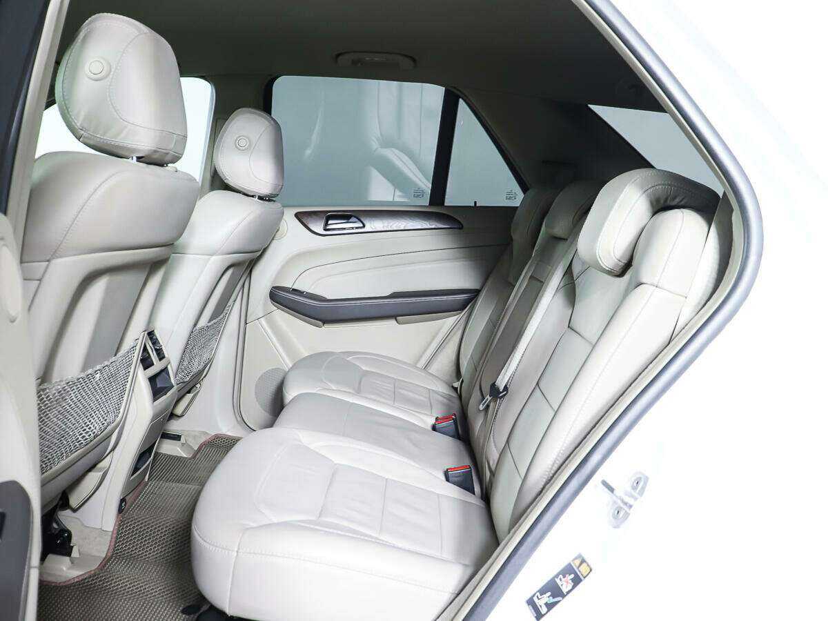 Mercedes-Benz M-Класс 400, 2014 Фото №10