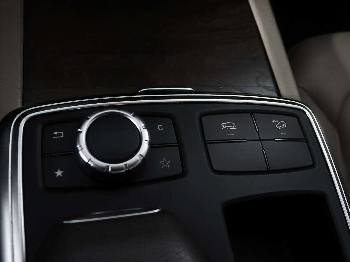 Mercedes-Benz M-Класс 400, 2014 Фото №20