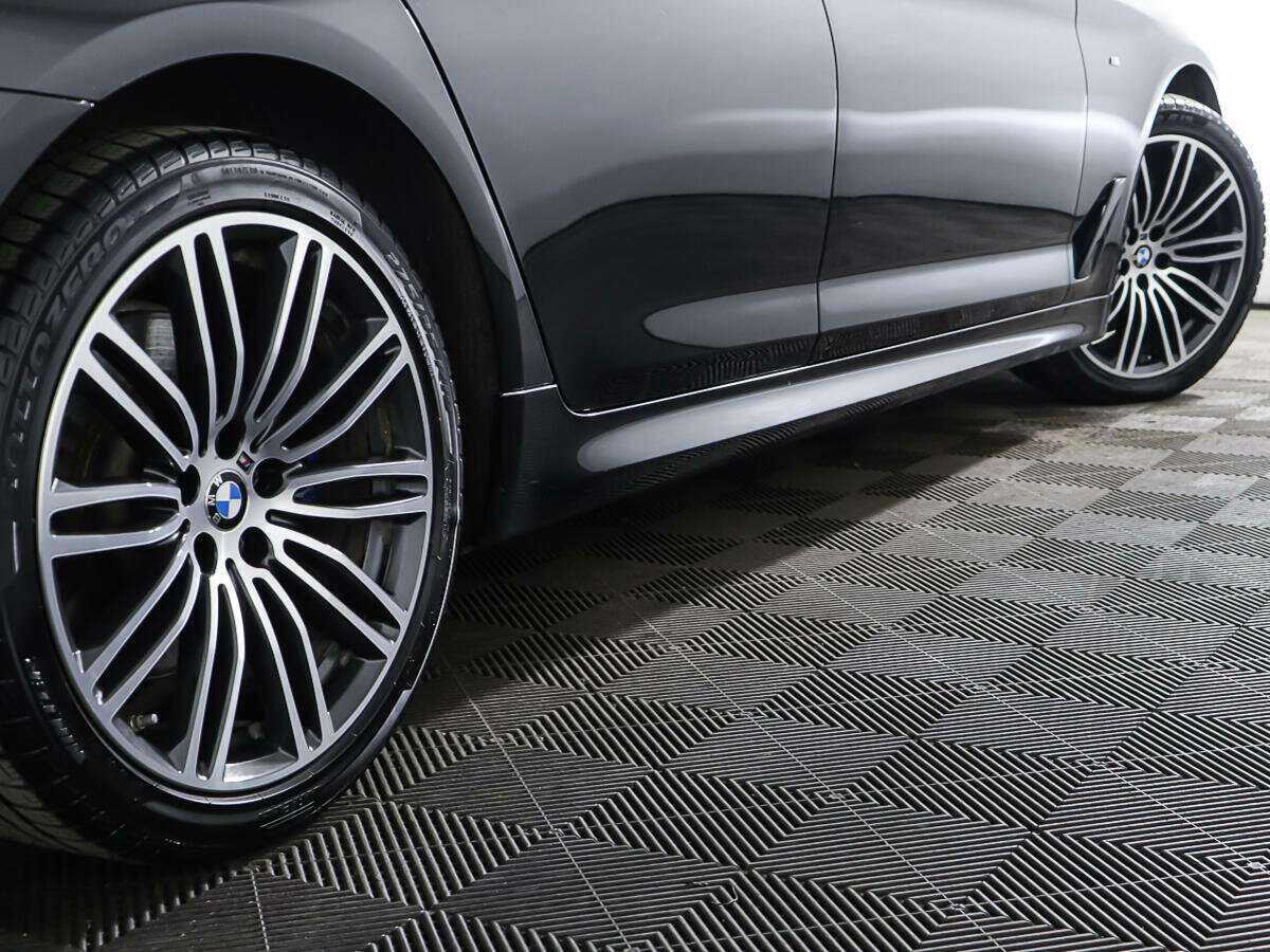 BMW 5 серии 530i xDrive, 2019 Фото №28
