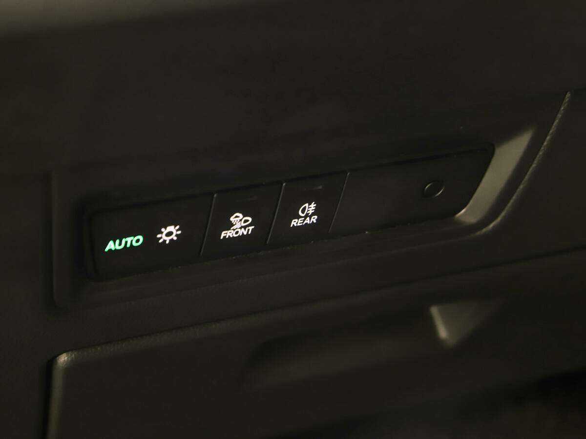 Volkswagen Touareg, 2019 Фото №22