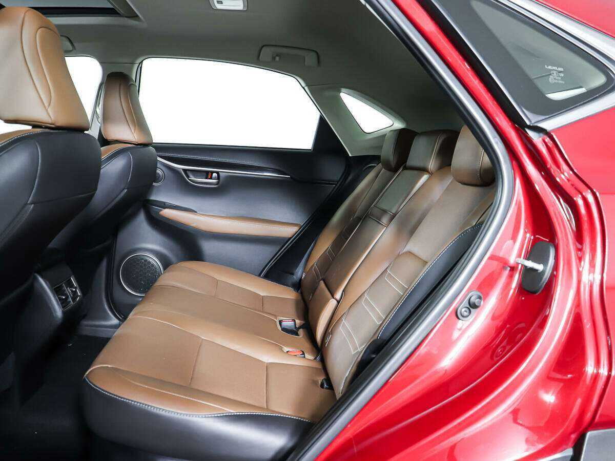 Lexus NX 200t, 2015 Фото №10