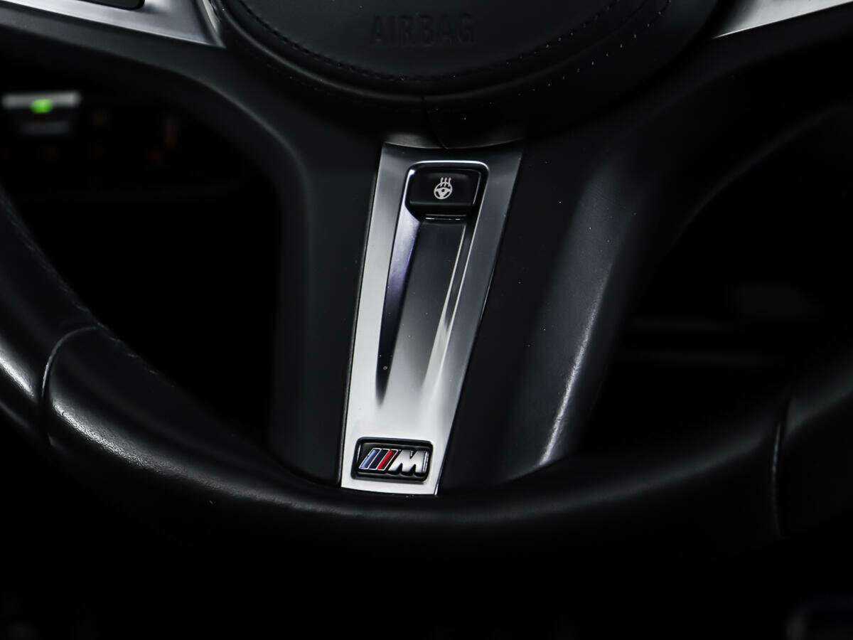 BMW 3 серии 320i xDrive, 2019 Фото №16