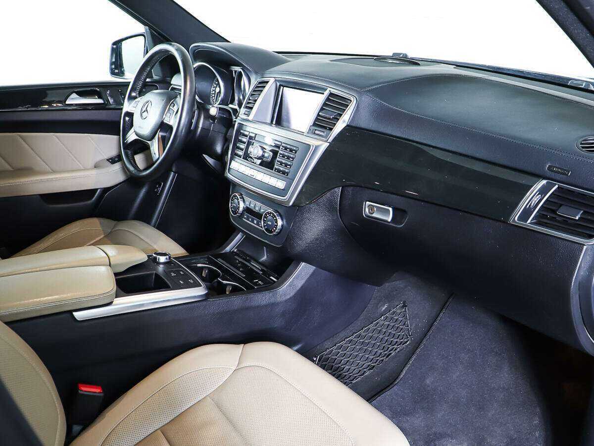 Mercedes-Benz GL-Класс 400, 2015 Фото №8