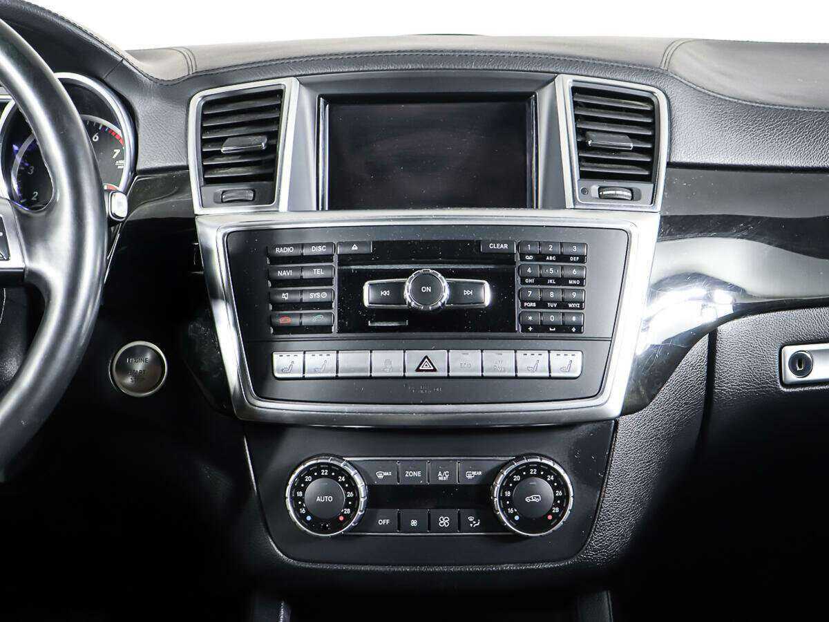 Mercedes-Benz GL-Класс 400, 2015 Фото №12