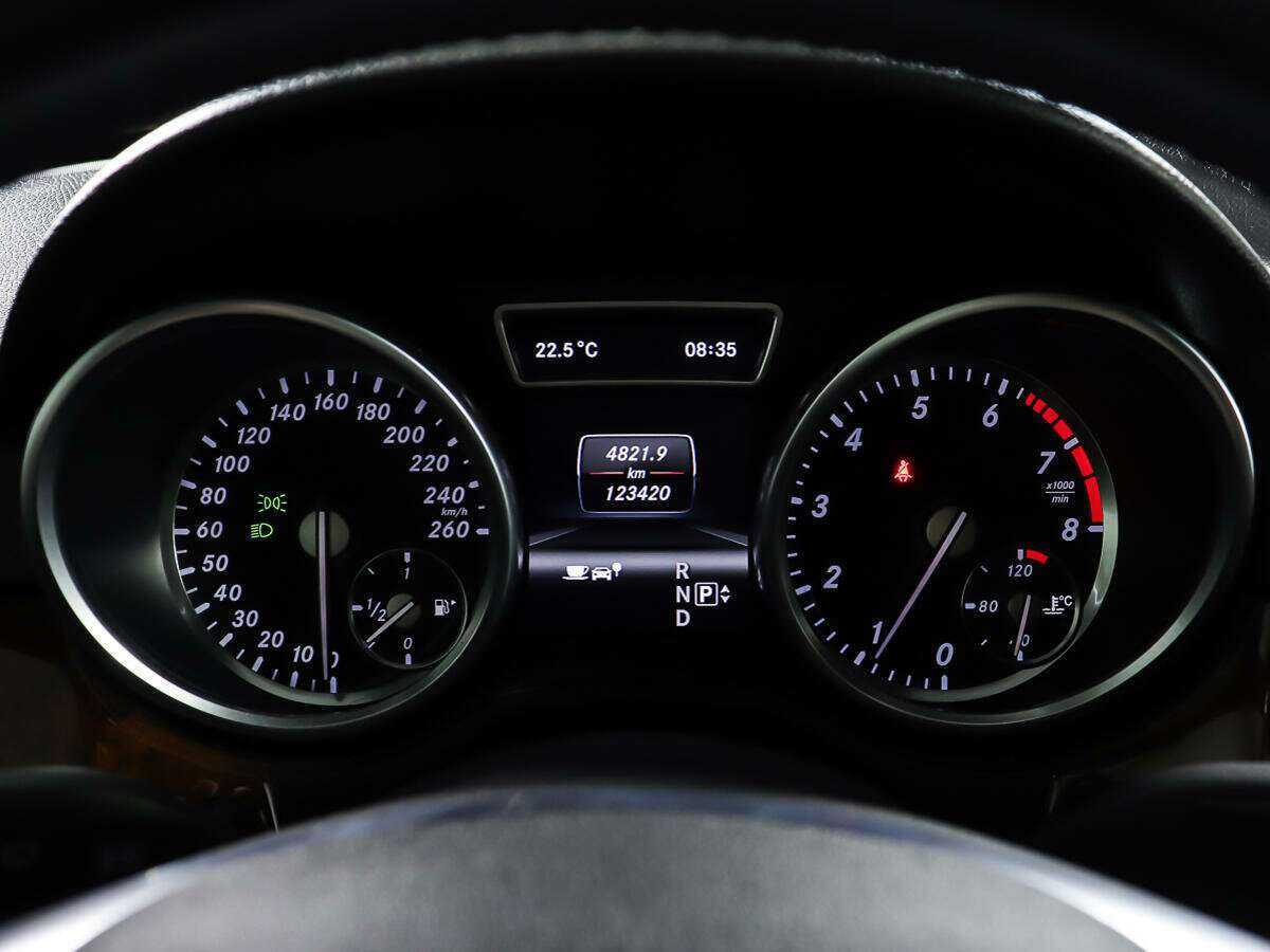 Mercedes-Benz M-Класс 350, 2013 Фото №14