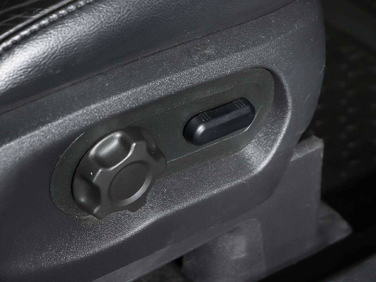 Ford Explorer, 2011 Фото №18