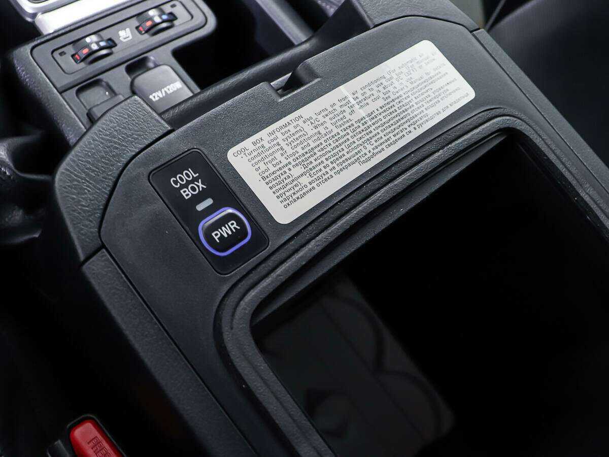 Toyota Land Cruiser Prado, 2020 Фото №23