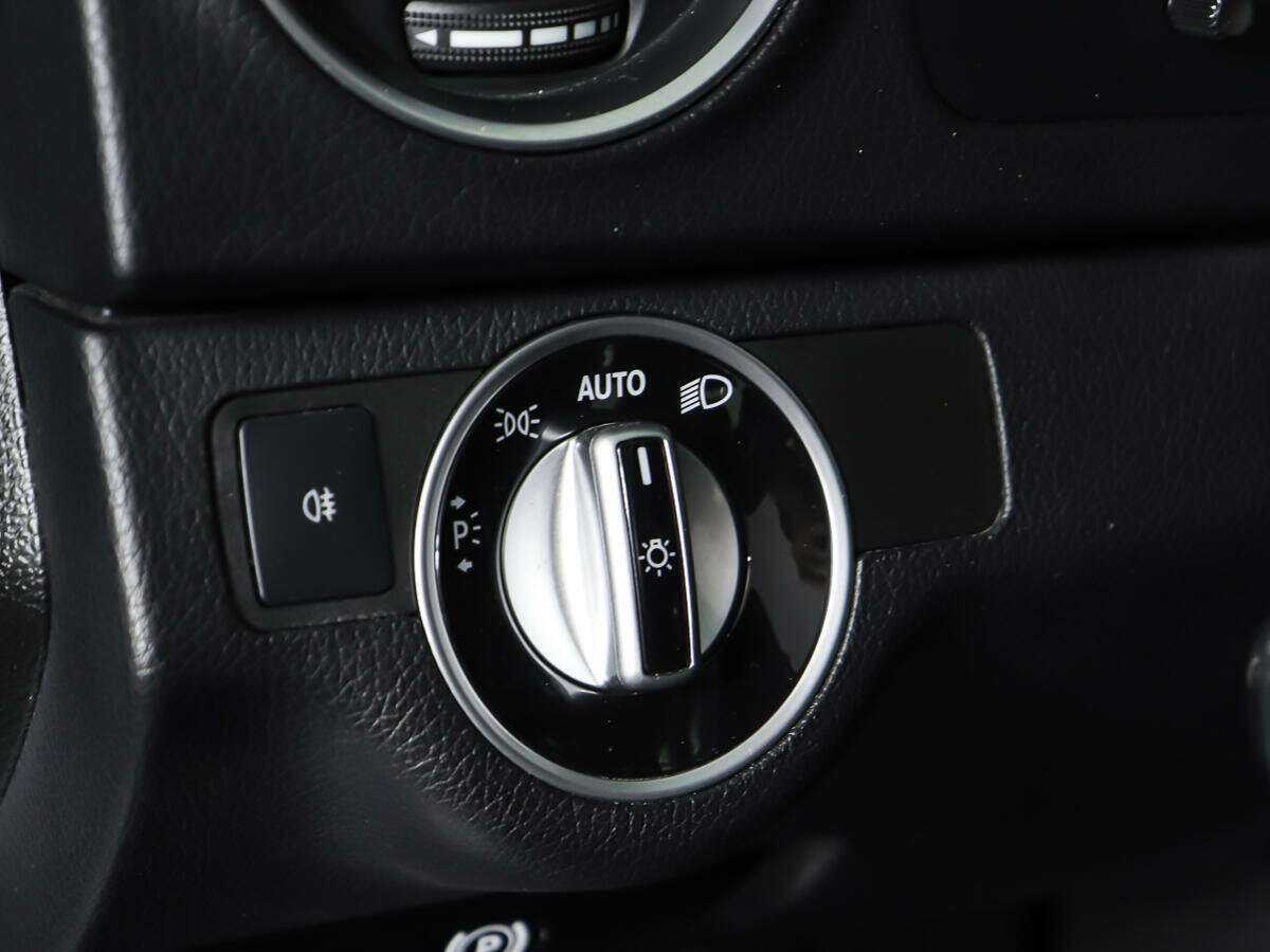 Mercedes-Benz C-Класс 180 BlueEFFICIENCY, 2011 Фото №18