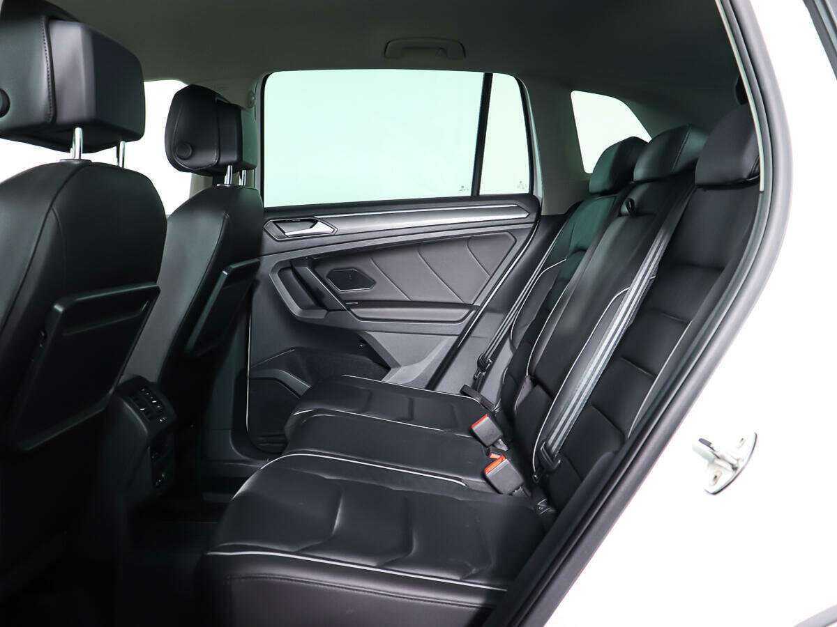 Volkswagen Tiguan, 2020 Фото №10