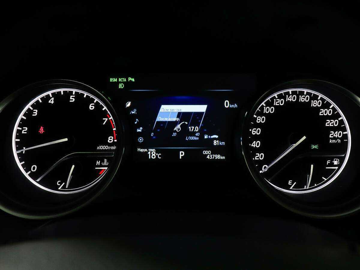 Toyota Camry, 2019 Фото №11