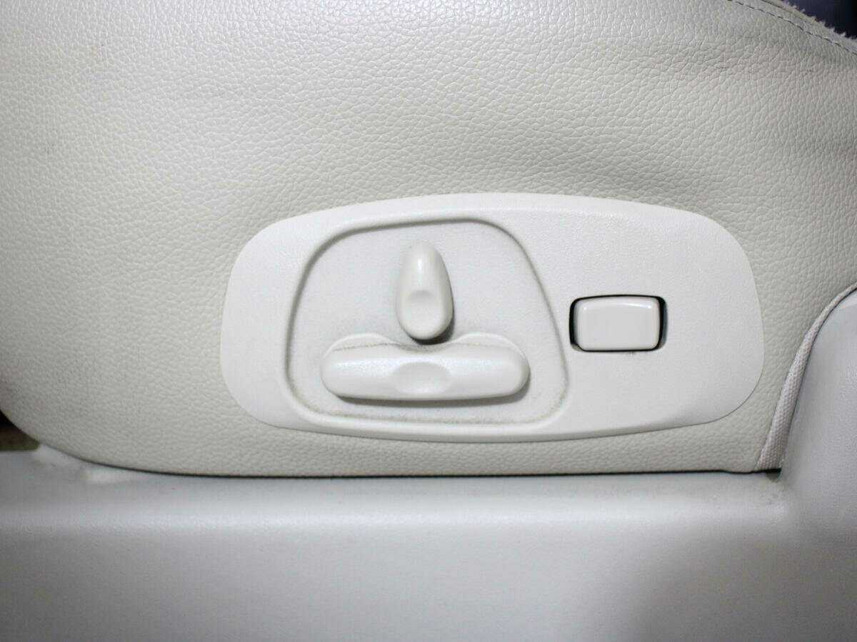 Mitsubishi Pajero, 2017 Фото №19