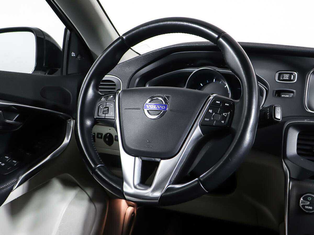 Volvo V40 Cross Country, 2013 Фото №15