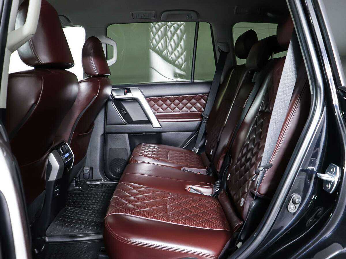 Toyota Land Cruiser Prado, 2021 Фото №10