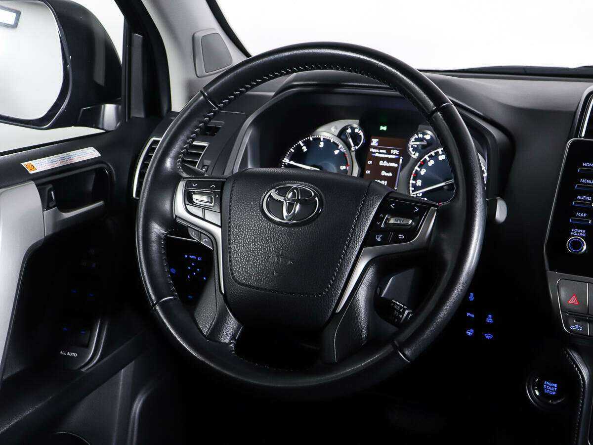 Toyota Land Cruiser Prado, 2021 Фото №15