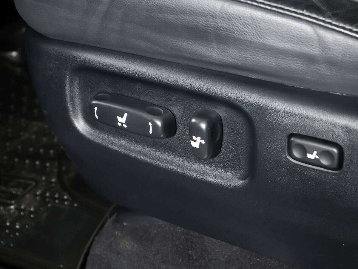 Toyota Land Cruiser, 2020 Фото №18