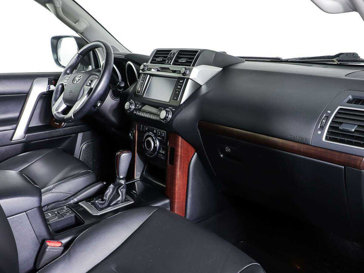 Toyota Land Cruiser Prado, 2015 Фото №9
