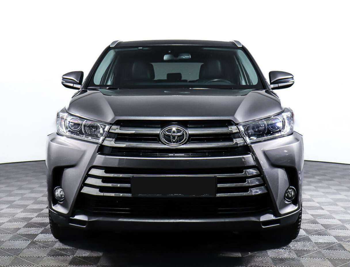 Toyota Highlander, 2019 - 68 670 км. | Фото №2