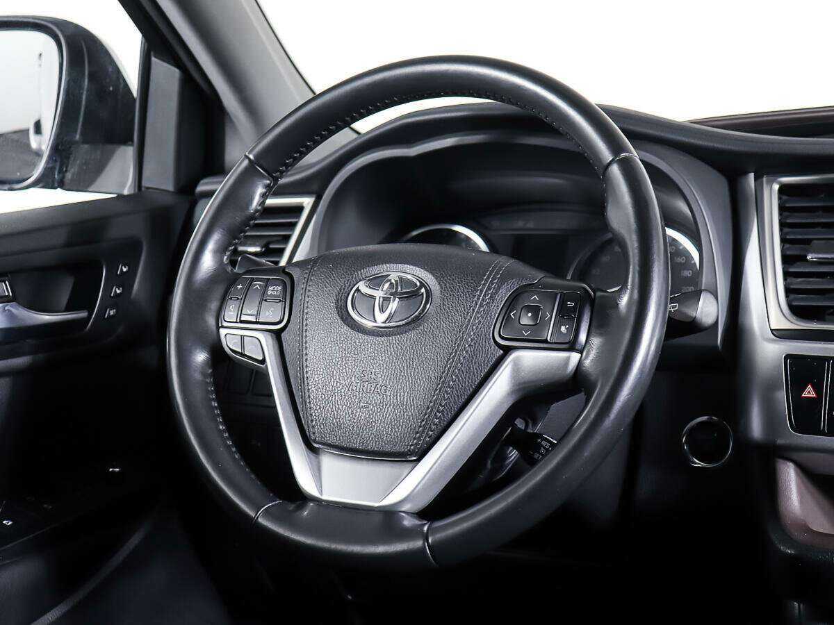 Toyota Highlander, 2019 Фото №16