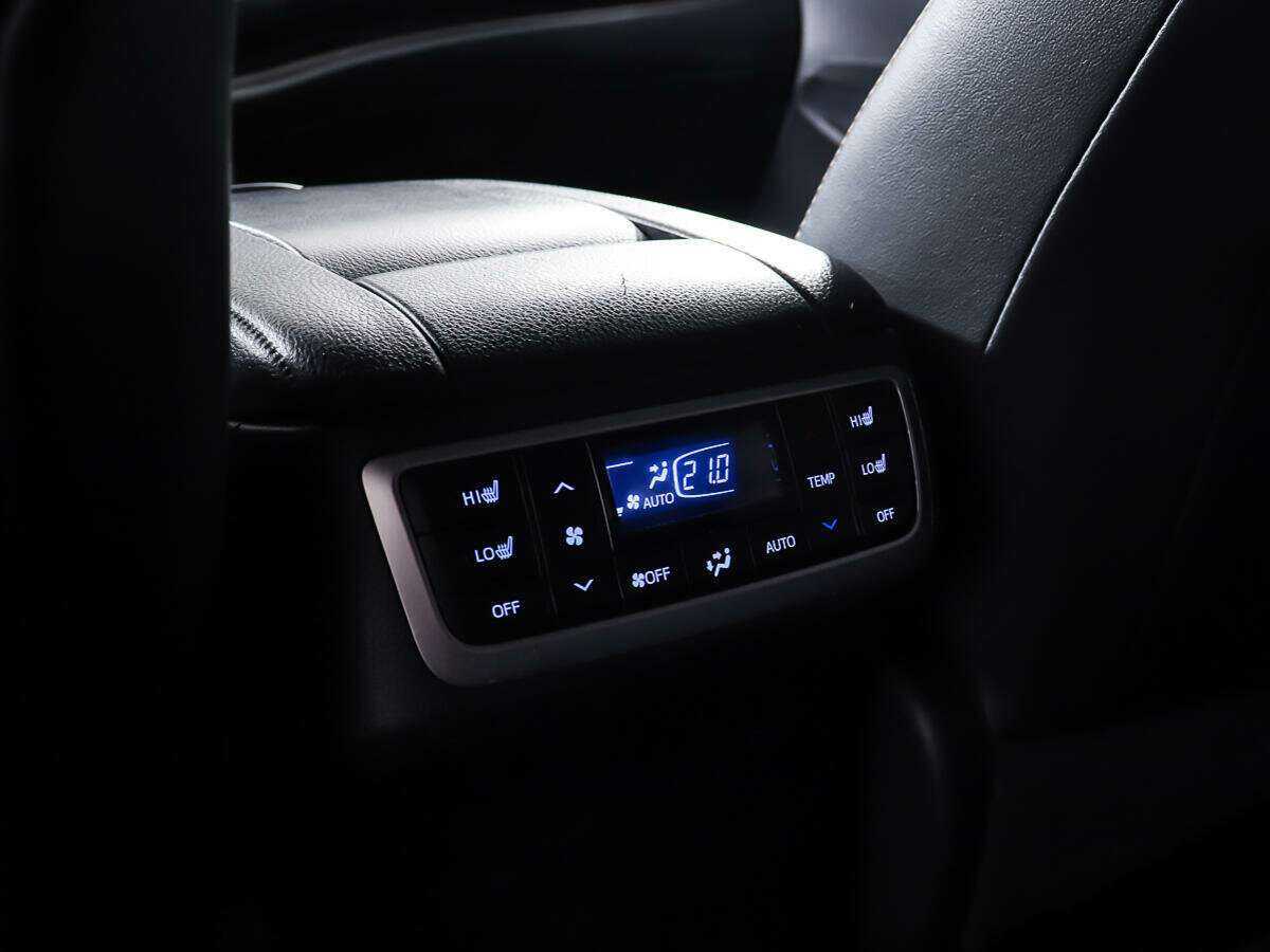 Toyota Highlander, 2019 Фото №17