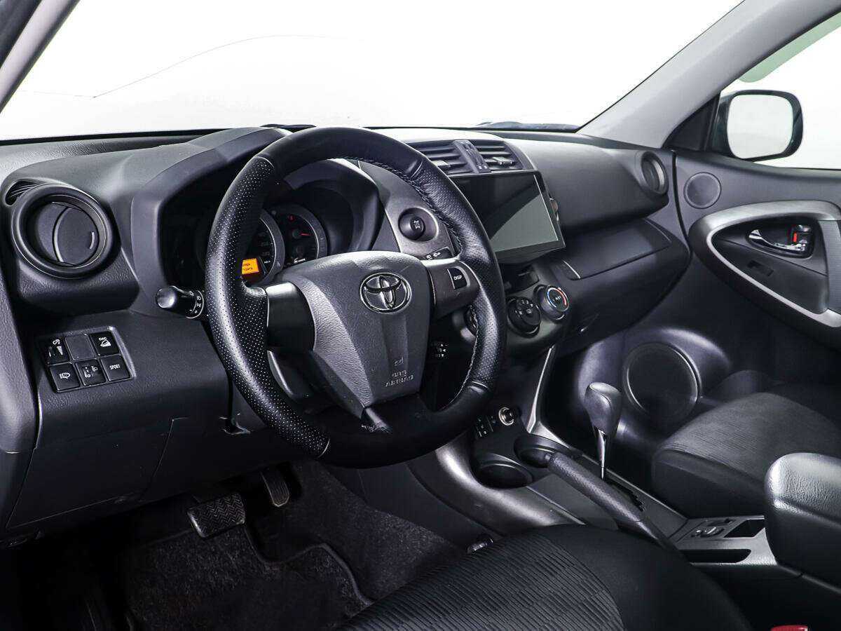 Toyota RAV4, 2011 Фото №13