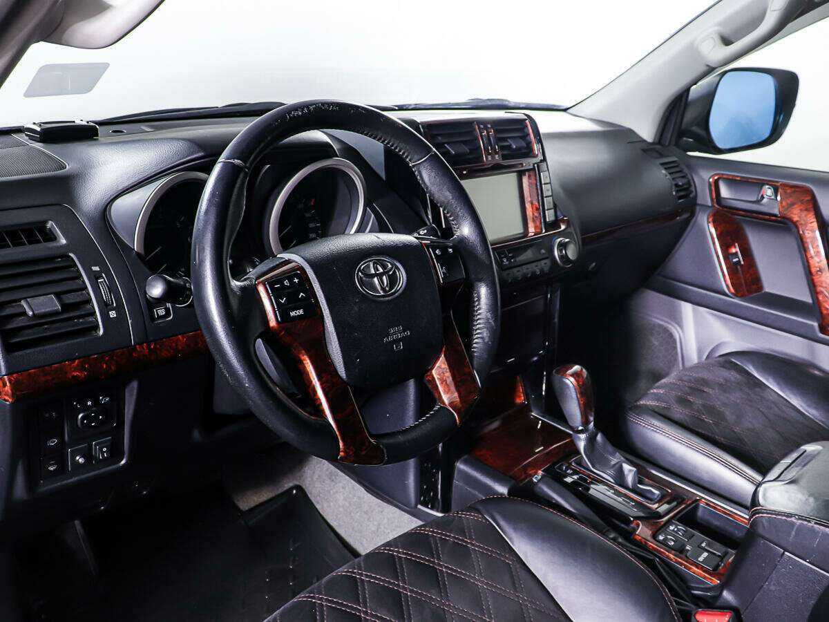 Toyota Land Cruiser Prado, 2011 Фото №14