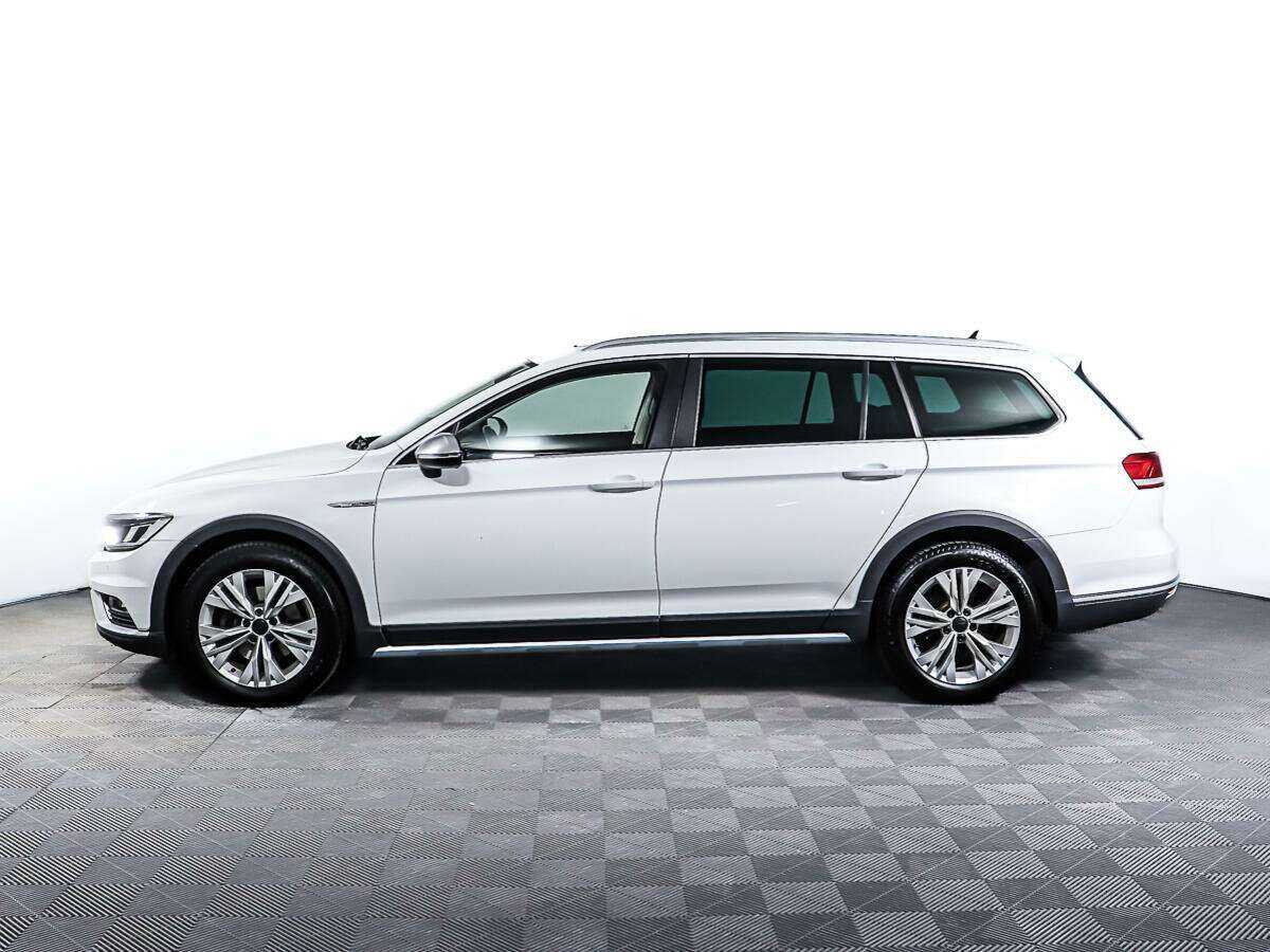 Volkswagen Passat Alltrack, 2018 Фото №8