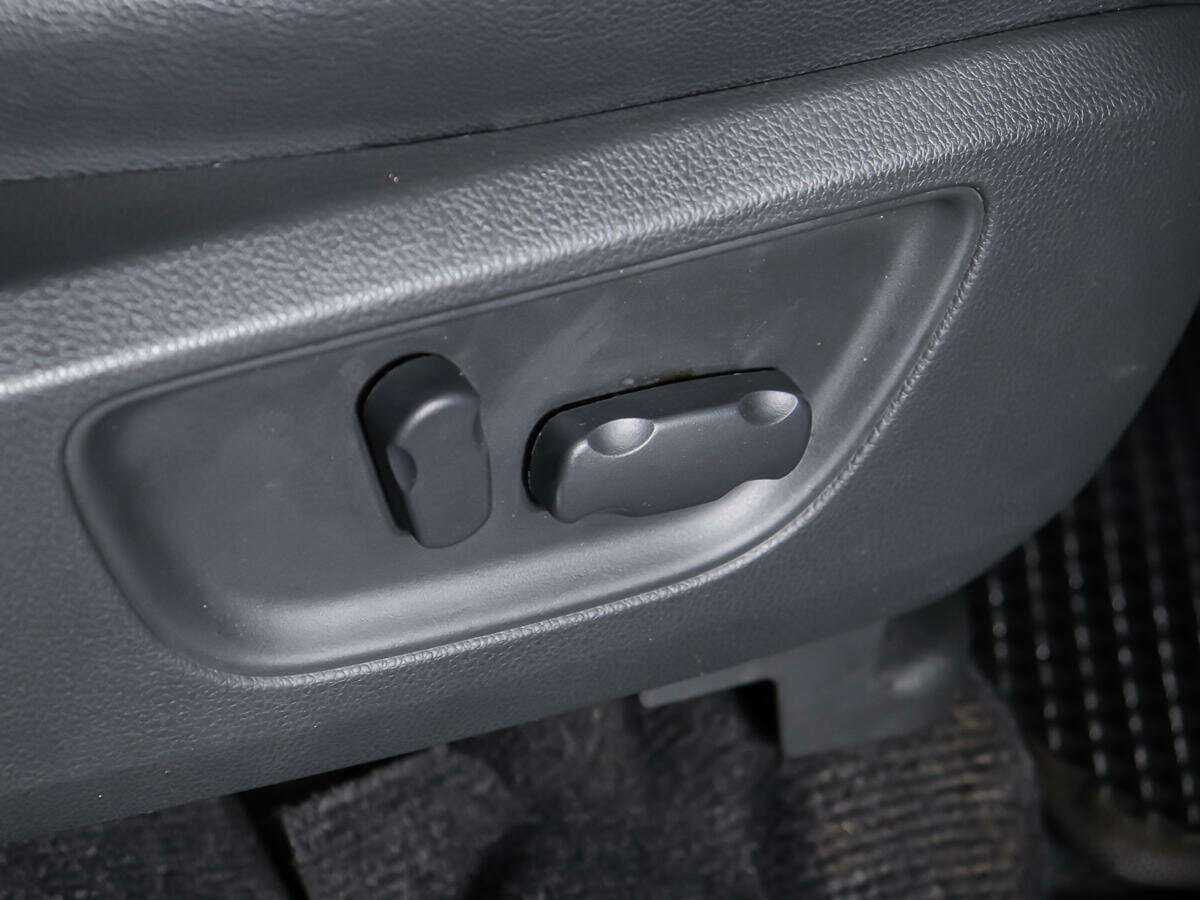 Mitsubishi Pajero Sport, 2019 Фото №20