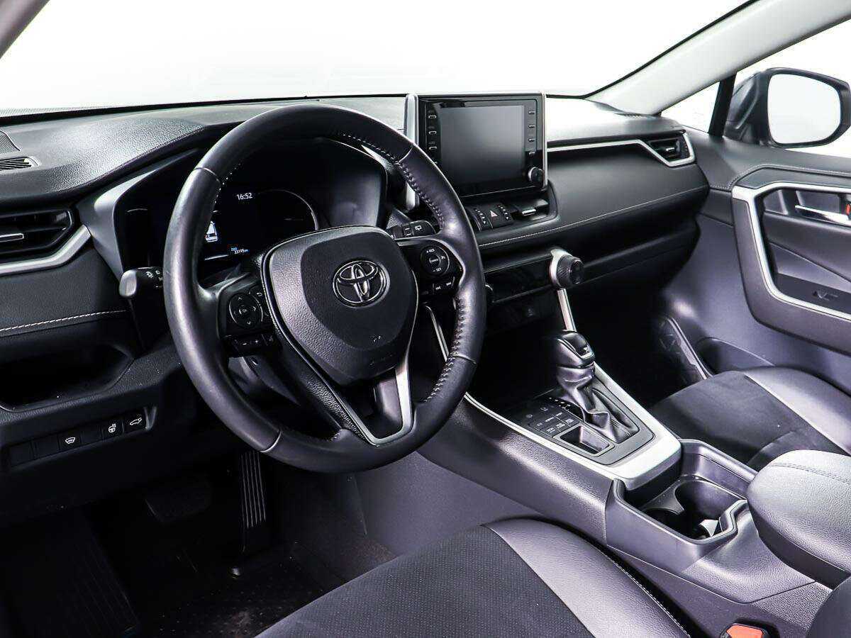 Toyota RAV4, 2021 Фото №13