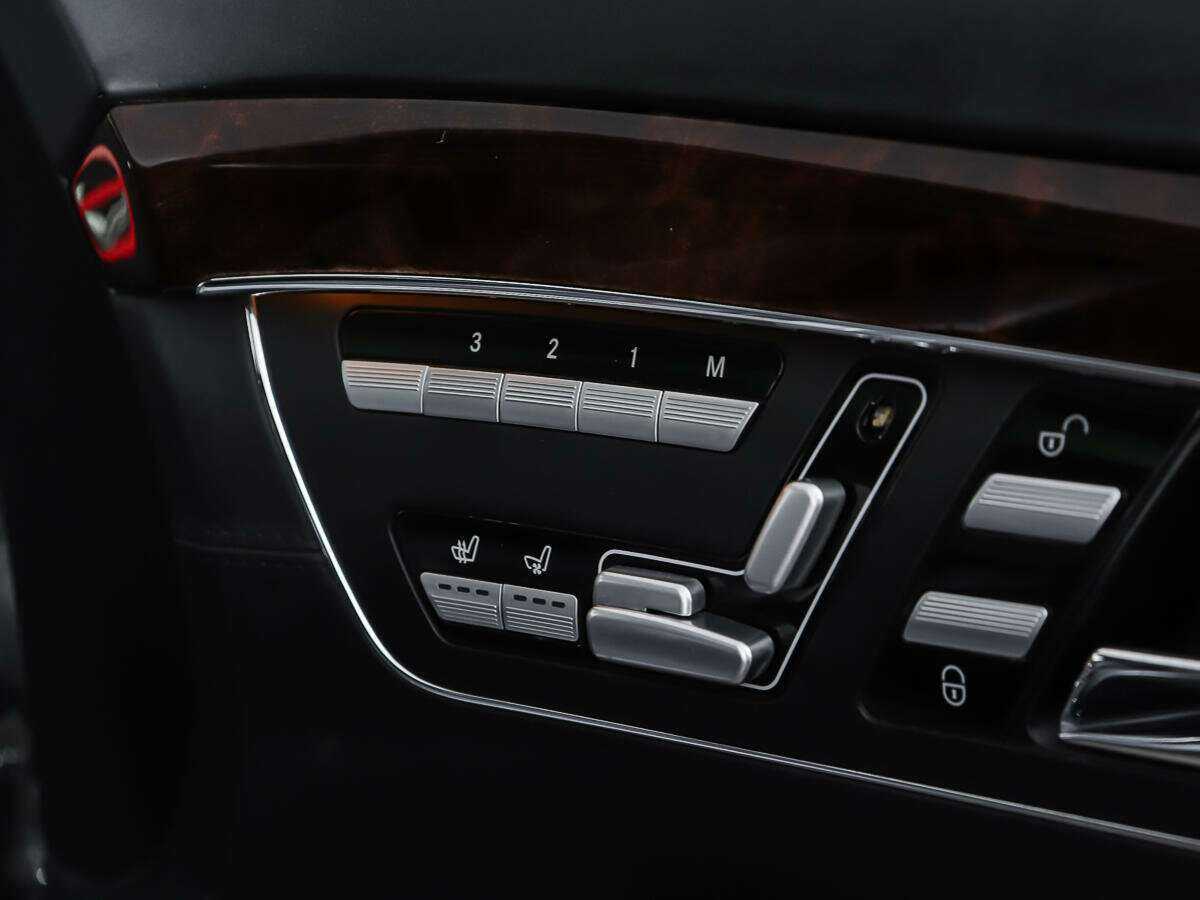 Mercedes-Benz S-Класс 550, 2006 Фото №17