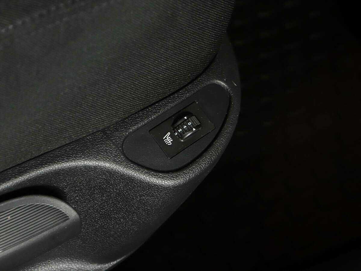 Peugeot 308, 2010 Фото №14