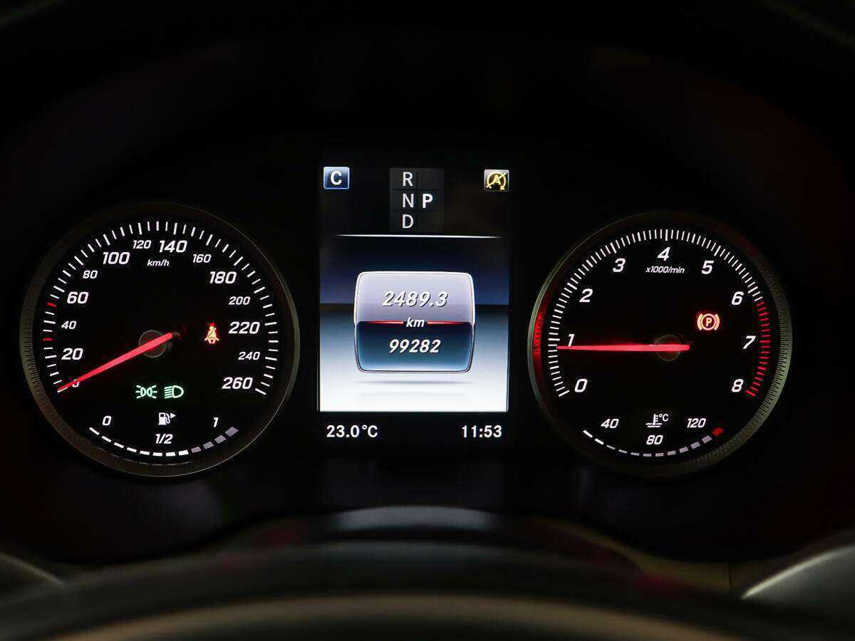 Mercedes-Benz GLC 300, 2016 Фото №14