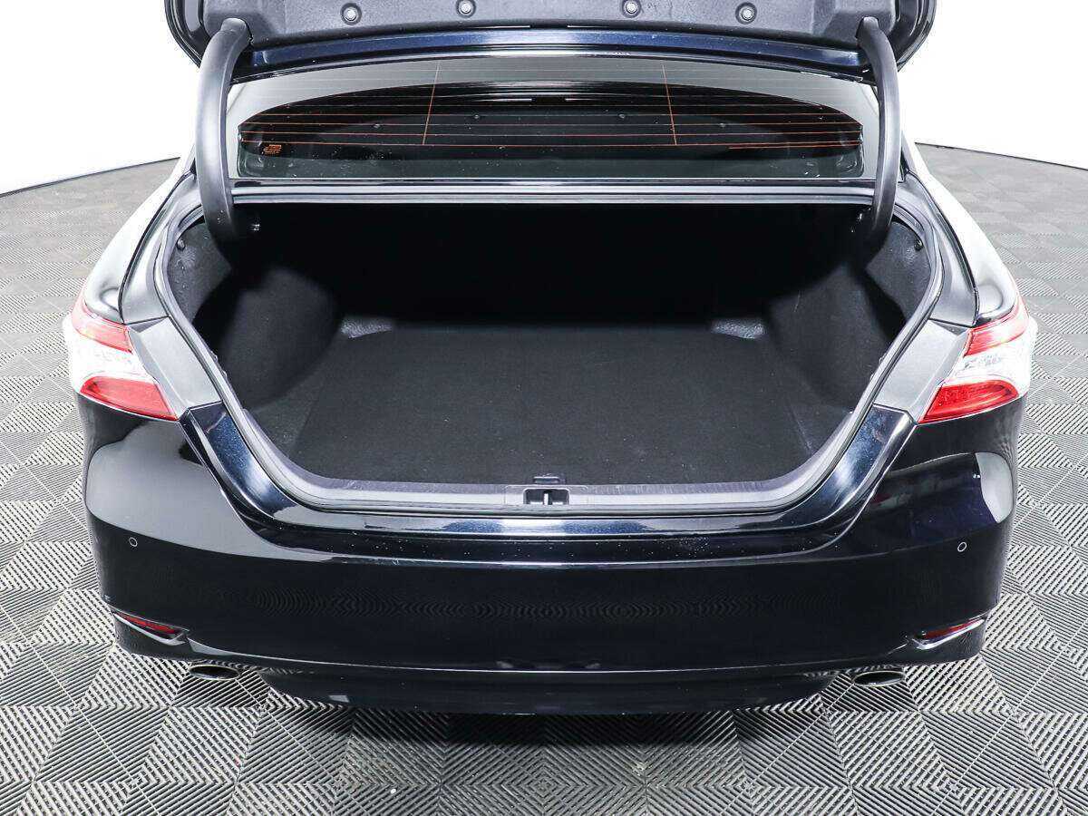 Toyota Camry, 2018 Фото №9