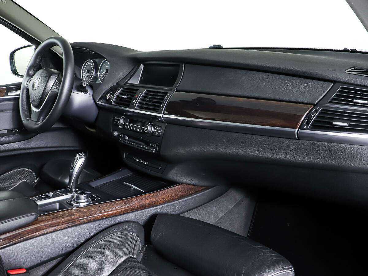 BMW X5 35d, 2010 Фото №9