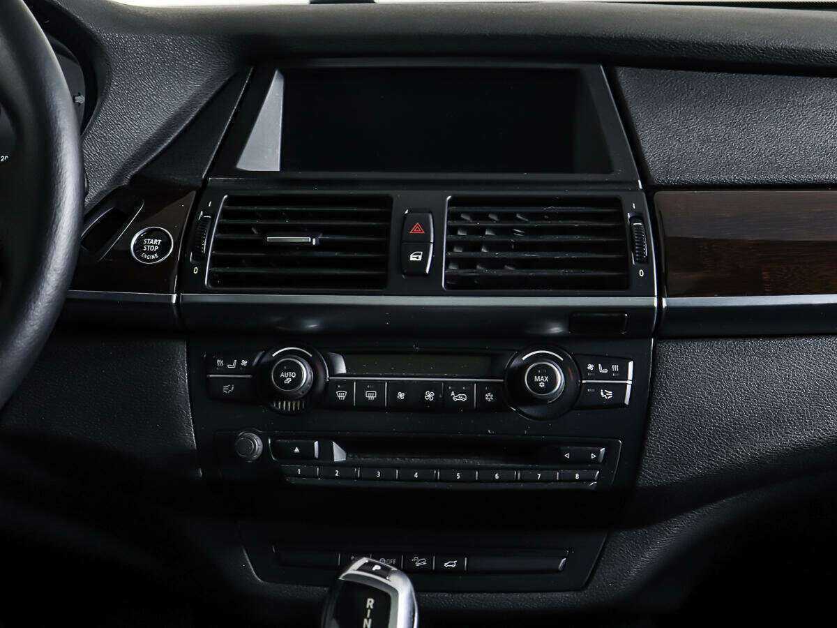 BMW X5 35d, 2010 Фото №12