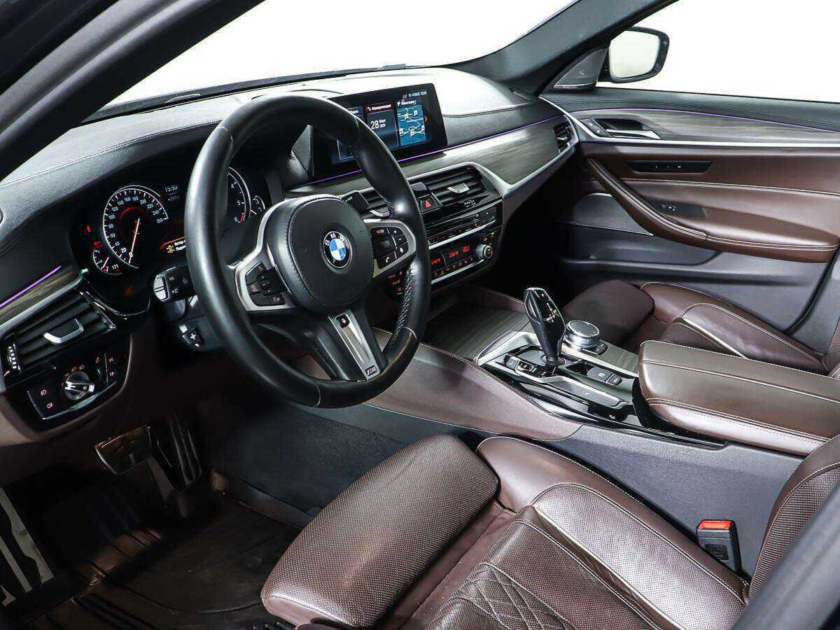 BMW 5 серии 530d xDrive, 2017 Фото №15