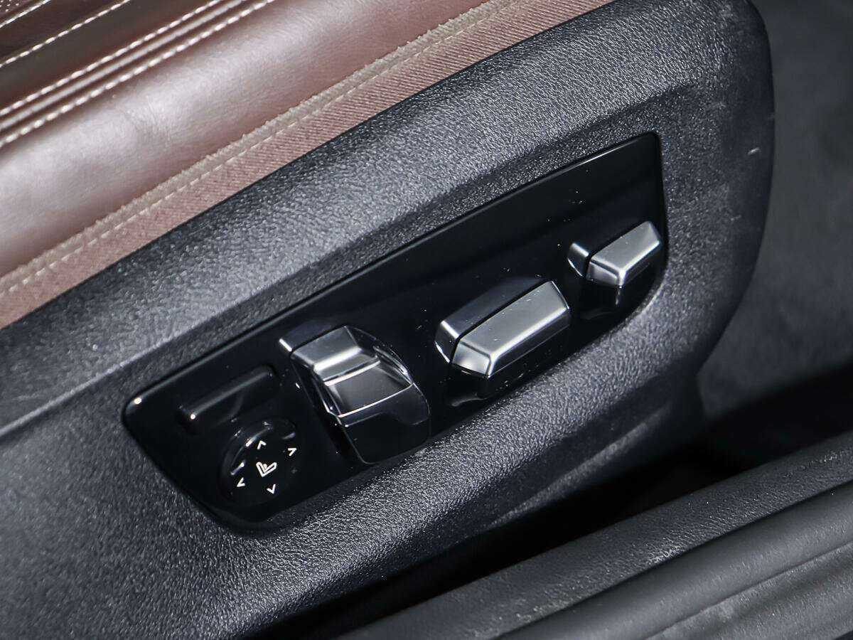 BMW 5 серии 530d xDrive, 2017 Фото №18