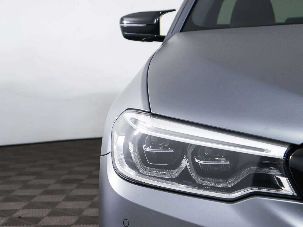 BMW 5 серии 530d xDrive, 2017 Фото №30