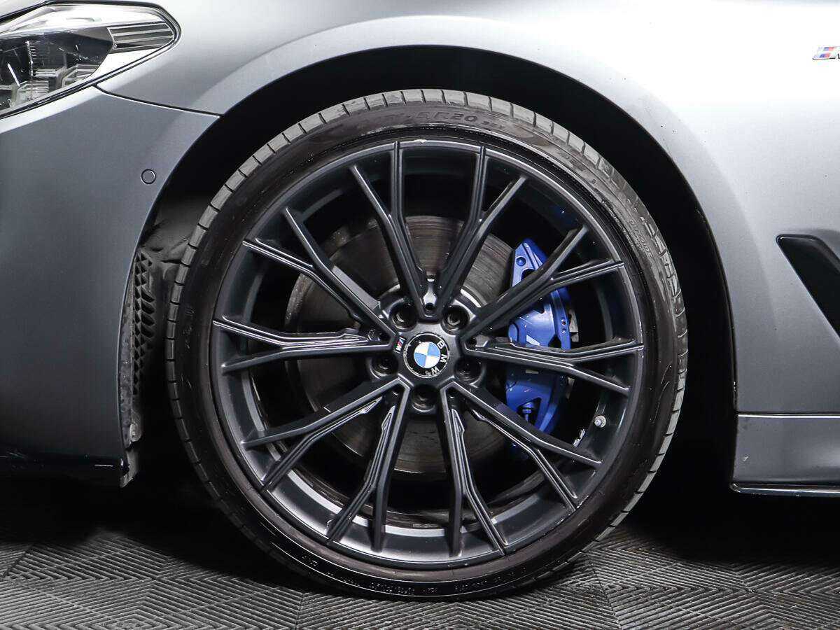 BMW 5 серии 530d xDrive, 2017 Фото №31