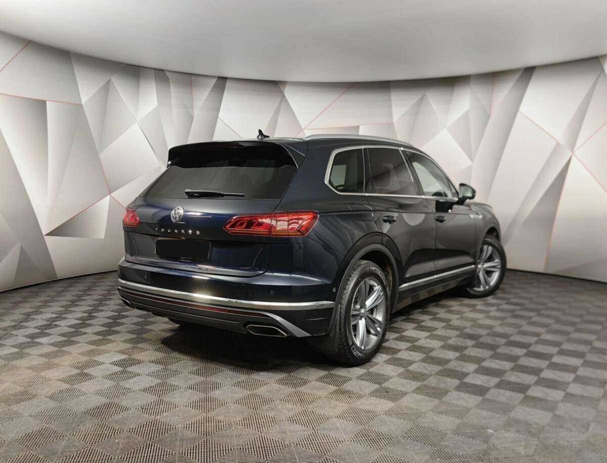 Volkswagen Touareg, 2019 - 69 395 км. | Фото №2