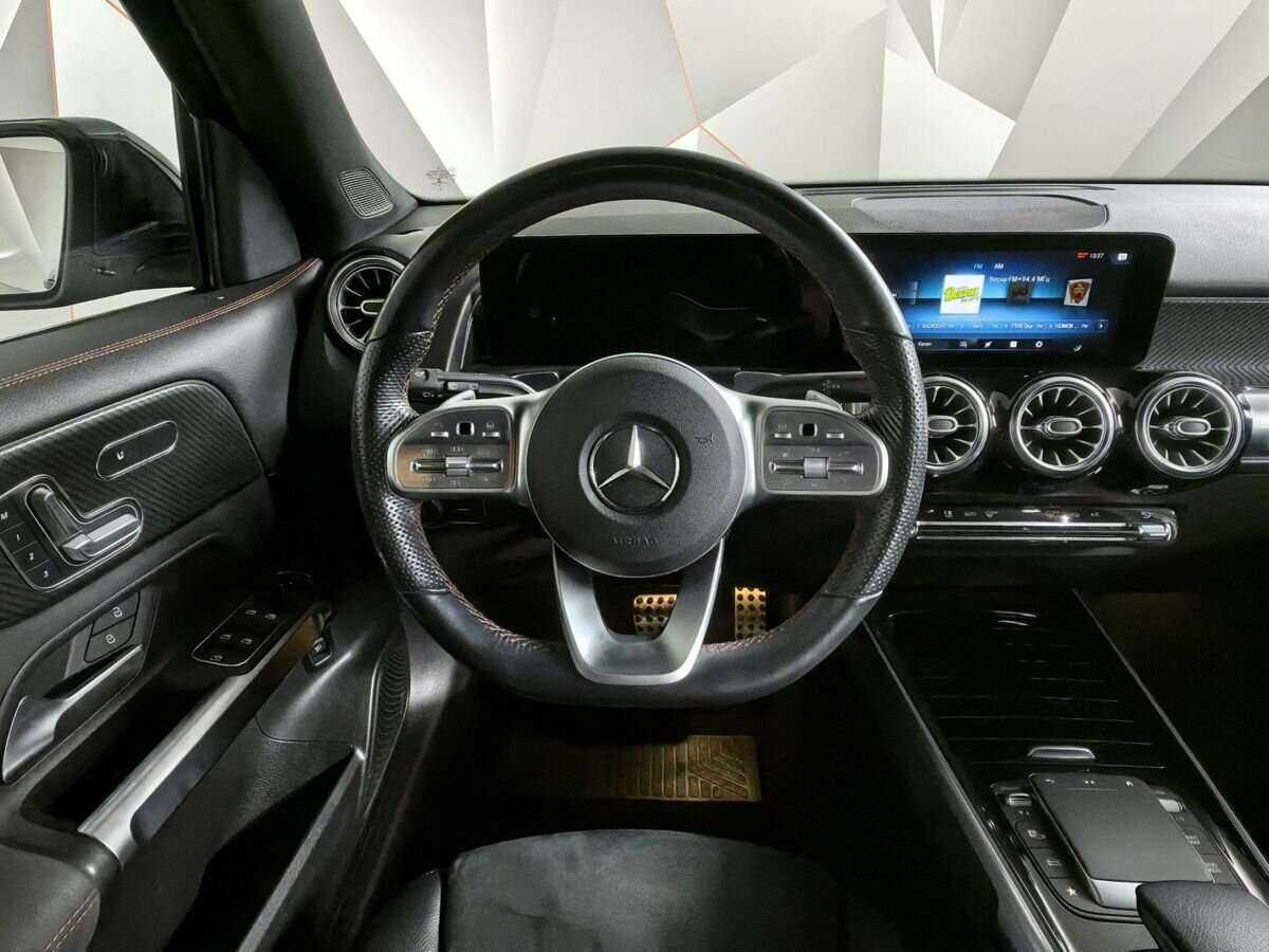 Mercedes-Benz GLB 250, 2020 Фото №15
