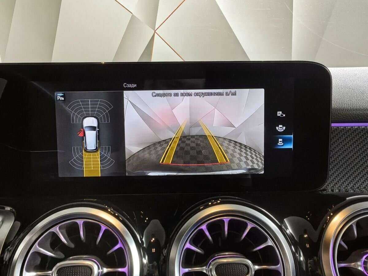 Mercedes-Benz GLB 250, 2020 Фото №21