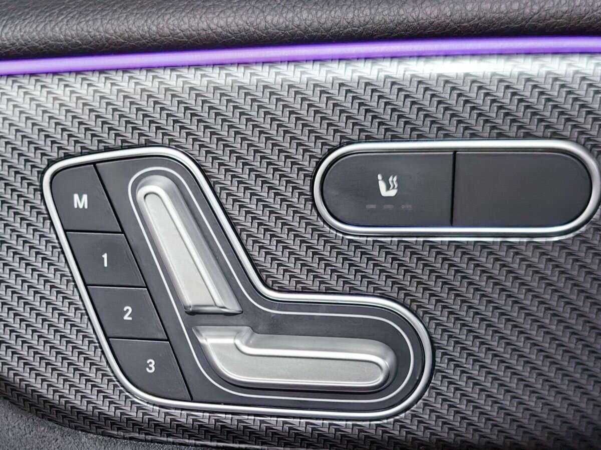 Mercedes-Benz GLB 250, 2020 Фото №22